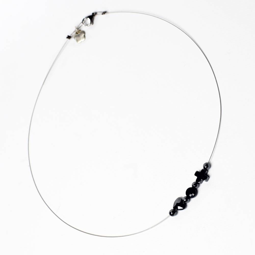 Κολιέ με αιματίτη σε ατσάλινο σύρμα - Η Απλότητα