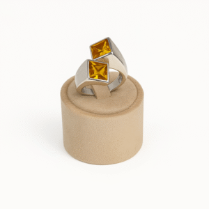 "Solar Power of Light – Ασημένιο Δαχτυλίδι με Διπλό Citrine για Λάμψη και Αφθονία"